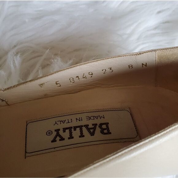 BALLY Designer 3" Vintage Pumps - Picture 3 of 8